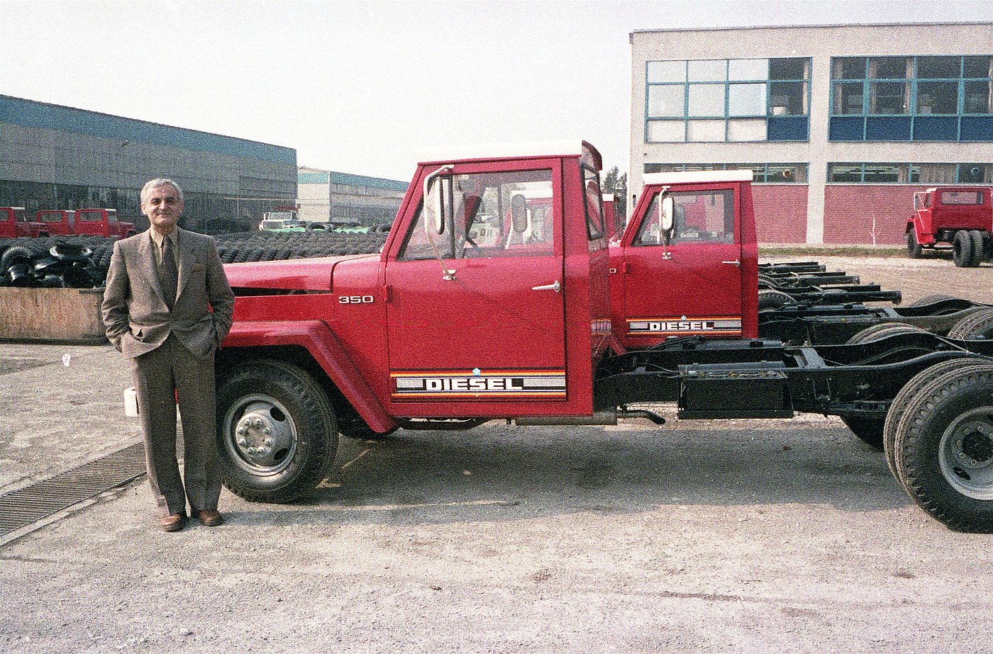 1981 In front of the first vehicle bearing the Chrysler Diesel decal