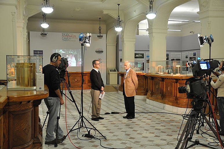 2011 In a TV interview as curator of the Grand Bazaar Exhibition at the İŞ BANKASI MUSEUM