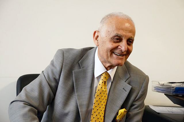 Özgeçmiş
