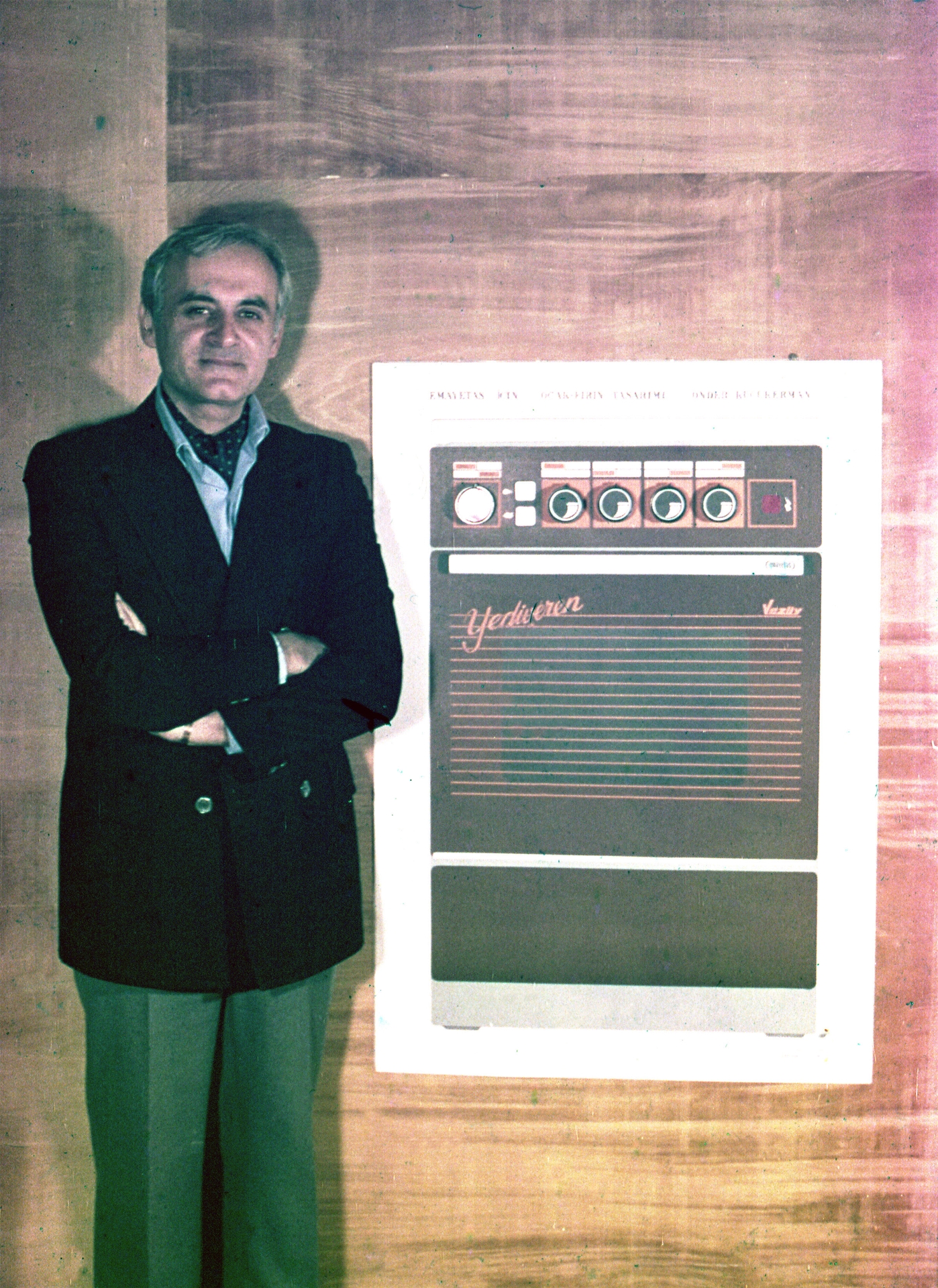1980 Emayetaş için fırın tasarımı önünde